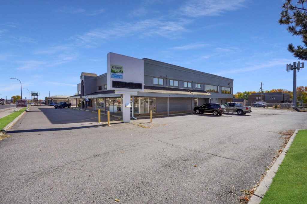 8646 W Colfax Ave — Lakewood — exterior