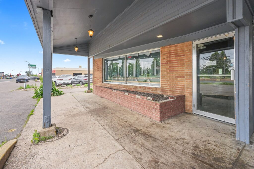 8646 W Colfax Ave — Lakewood — 8640 storefront