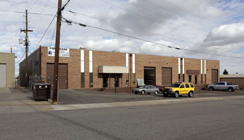 Amherst Industrial Building — 2045-2075 W Amherst Ave, Englewood (view 2)